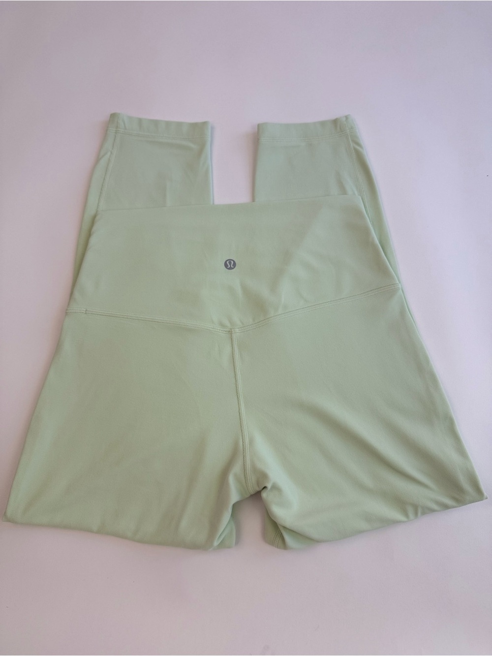 Lululemon Align High-Rise Pant 28"
Kohlrabi Green sz 8